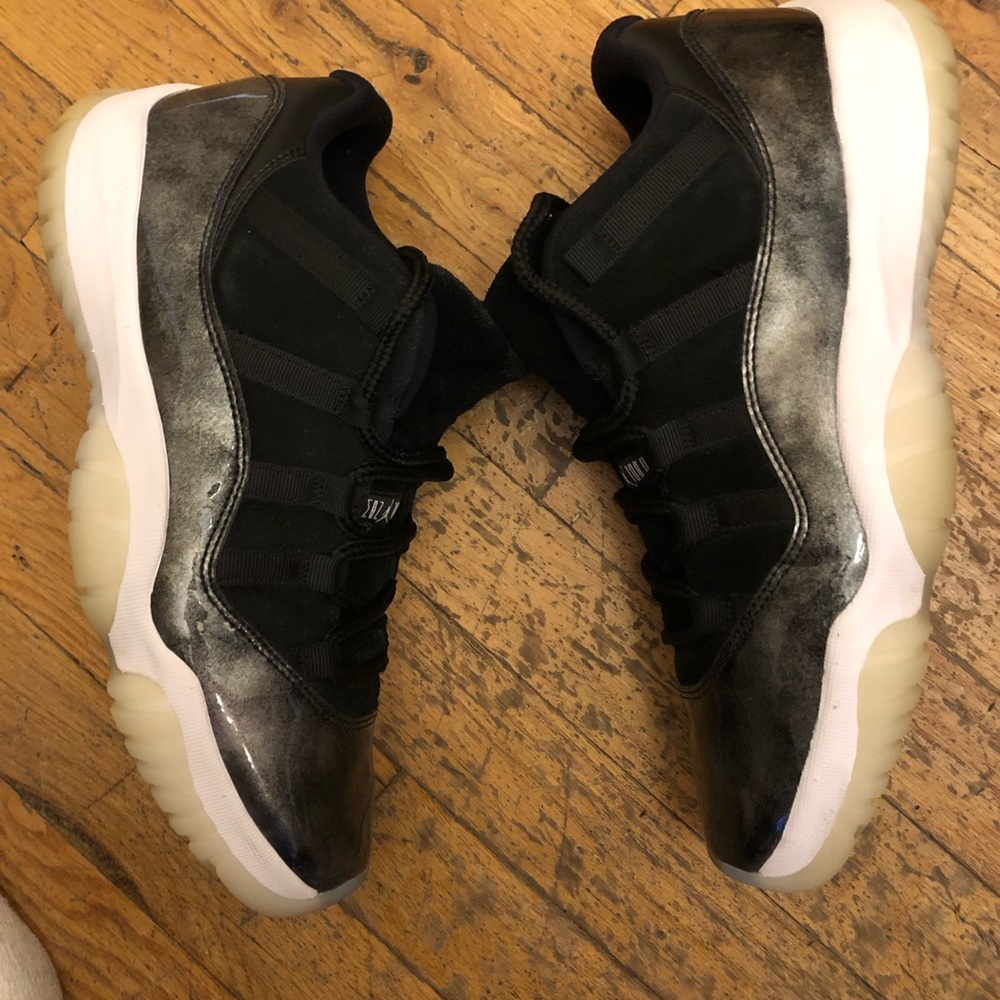 Air jordan 11 baron low